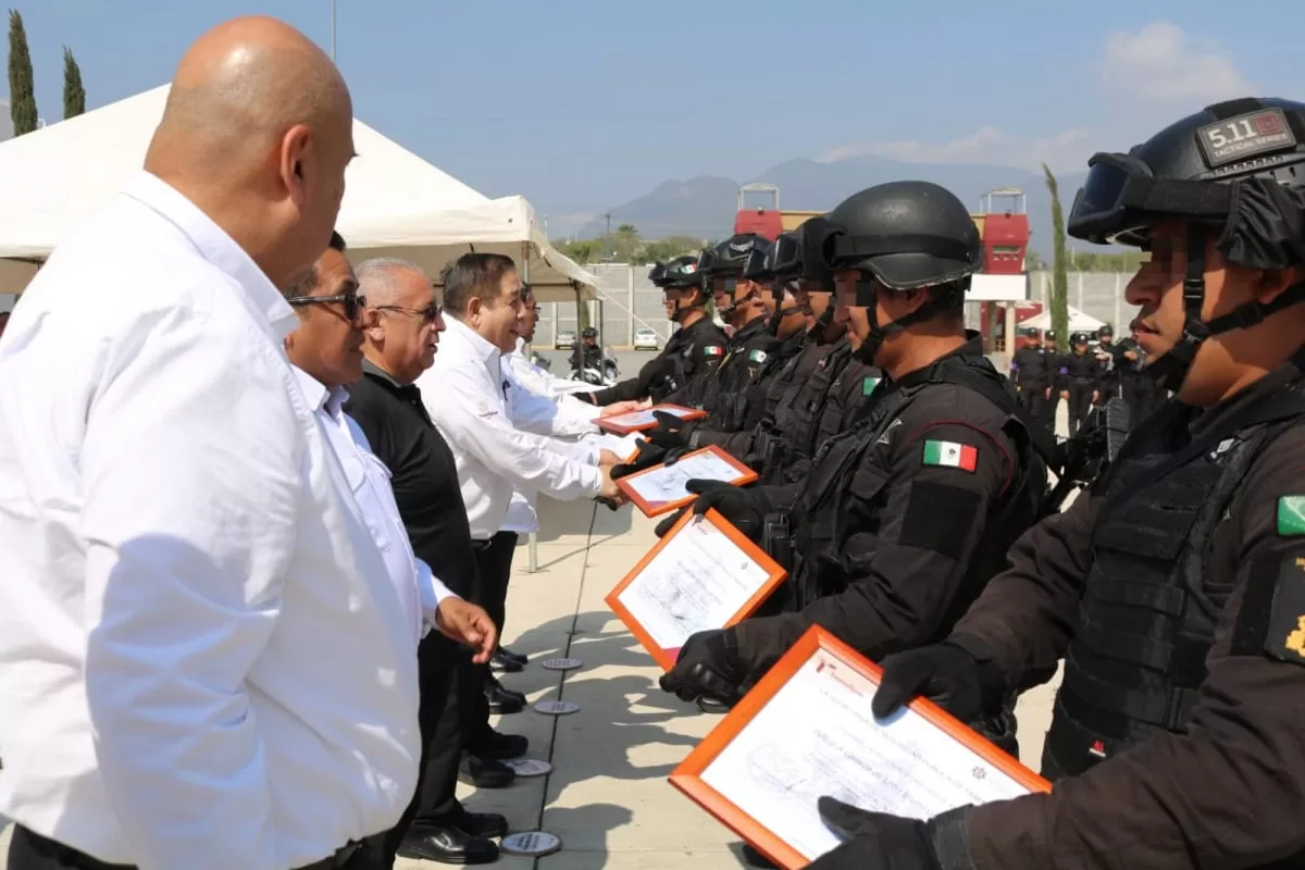 Se gradúan elementos de la Guardia Estatal en Curso de Conducción de ...